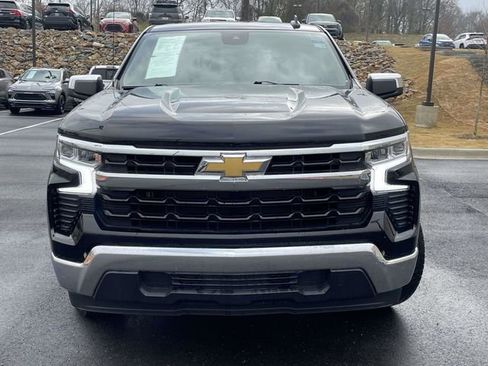 Used 2025 Chevrolet Silverado 1500 LT w/ Leather Package image 8