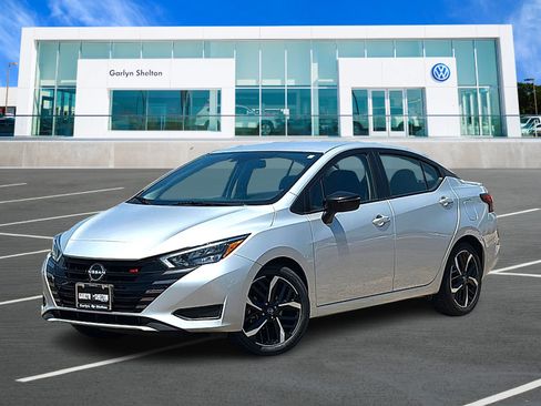 Used 2024 Nissan Versa SR FWD image 1