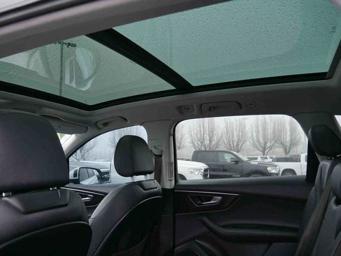 Used 2023 Audi Q7 3.0T Premium Plus image 21