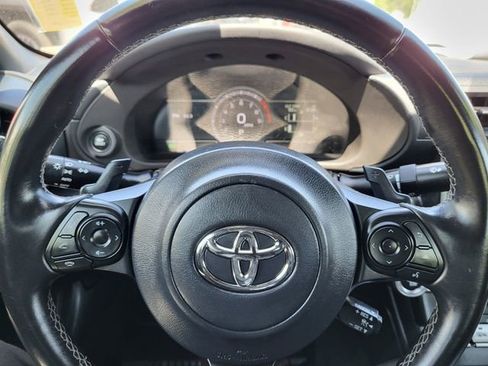 Used 2022 Toyota GR86 w/ ALL Weather Mat Package (TMS) RWD image 14