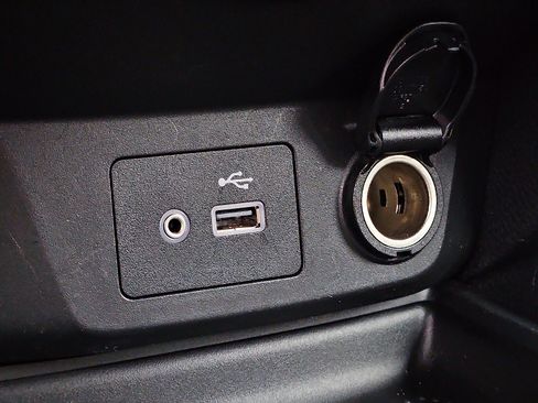 Certified 2019 Nissan Rogue S image 21