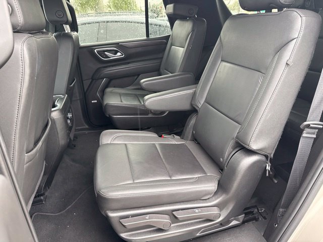 Used 2024 Chevrolet Tahoe LT RWD image 18