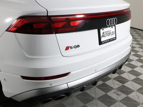 Used 2024 Audi SQ8 Prestige image 47