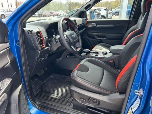 Used 2025 Ford Ranger Raptor image 9