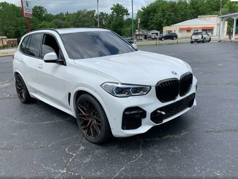 Used 2023 BMW X5 M50i w/ Executive Package AWD/4WD image 3