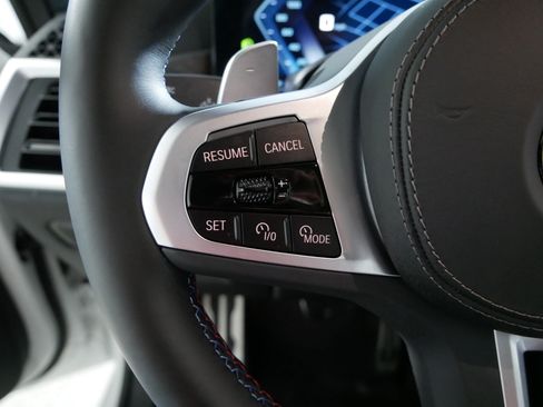 Used 2025 BMW X5 M60i AWD/4WD image 27