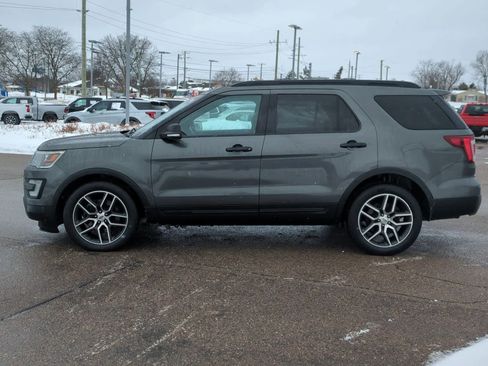 Used 2016 Ford Explorer Sport w/ Equipment Group 401A image 5