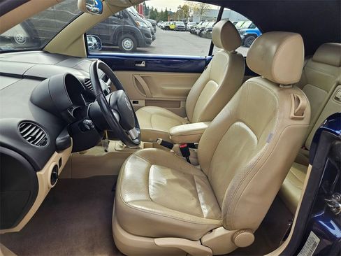 Used 2007 Volkswagen Beetle Convertible w/ Package 2 image 12
