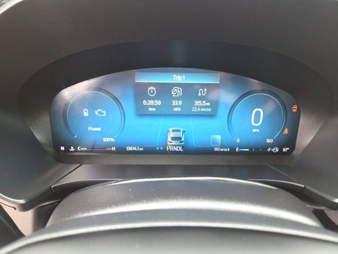 Certified 2025 Ford Escape ST-Line Elite w/ Premium Technology Package image 27