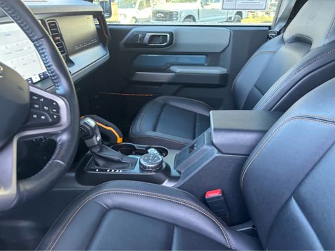 Used 2022 Ford Bronco Badlands w/ Sasquatch Package image 20