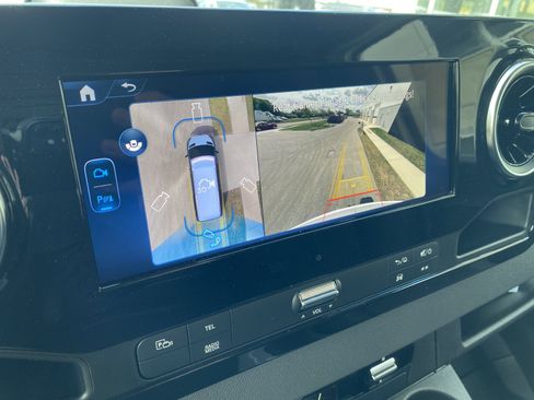 New 2026 Mercedes-Benz Sprinter 2500 image 13