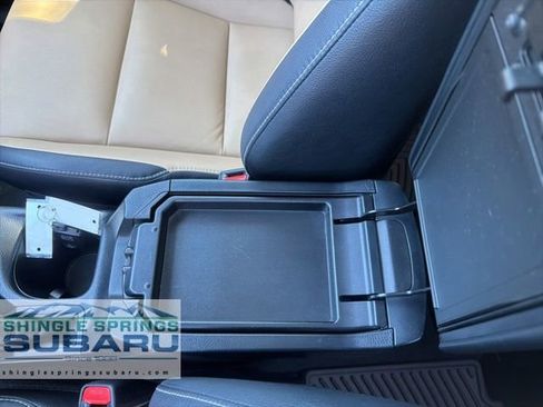 Used 2017 Toyota RAV4 Limited AWD/4WD image 36