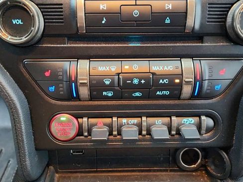 Used 2020 Ford Mustang Shelby GT350 w/ Technology Package image 25