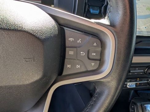 Used 2023 Ford Bronco Wildtrak image 34