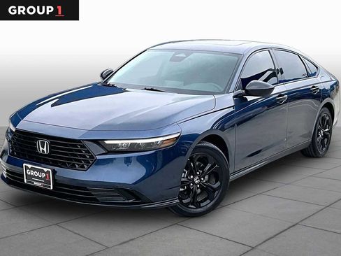 Used 2025 Honda Accord SE image 1