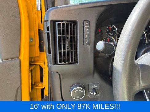 Used 2021 GMC Savana 3500 Extended w/ Power Convenience Package RWD image 11
