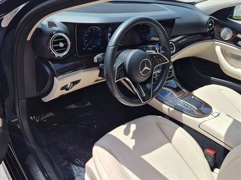 Used 2021 Mercedes-Benz E 350 Sedan image 3