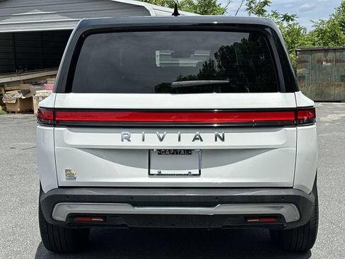 Used 2024 Rivian R1S Adventure AWD/4WD image 30