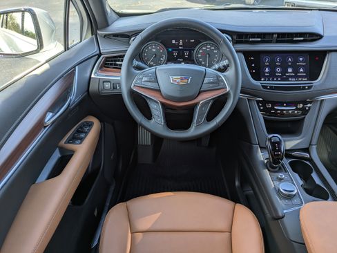 New 2026 Cadillac XT5 Premium Luxury w/ Driver Assist Package FWD image 14