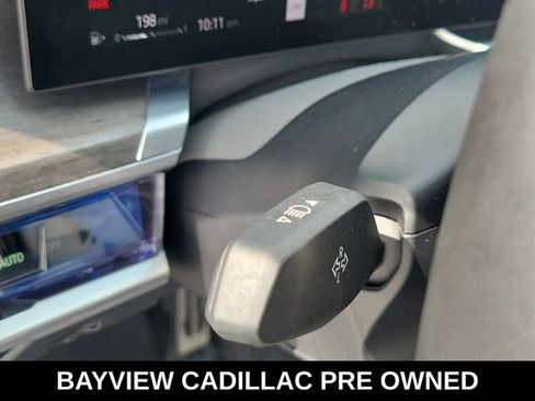 Used 2023 BMW 740i RWD image 34