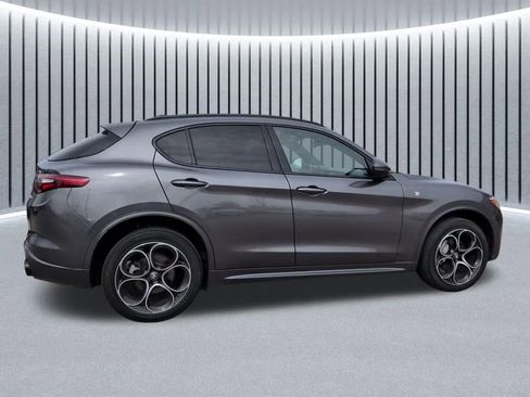 Used 2023 Alfa Romeo Stelvio Ti w/ Active Assist Plus Package image 5
