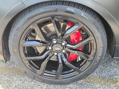 Used 2022 Land Rover Range Rover Sport SVR AWD/4WD image 8