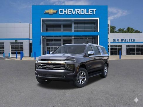 New 2026 Chevrolet Suburban Premier w/ Sun And Tow Package AWD/4WD image 9