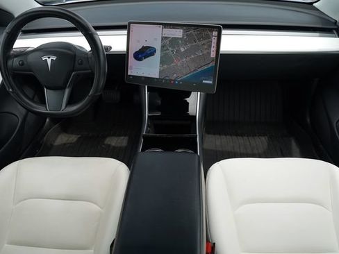 Used 2019 Tesla Model 3 Standard Range Plus RWD image 2