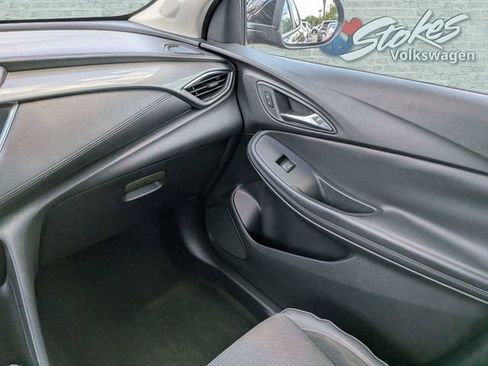 Used 2021 Buick Encore GX Select FWD image 17