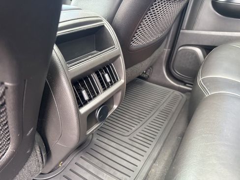 Used 2015 Cadillac SRX Performance w/ Driver Awareness Package AWD/4WD image 30