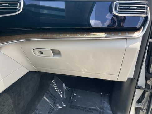 Used 2022 Jeep Grand Wagoneer Series I AWD/4WD image 30