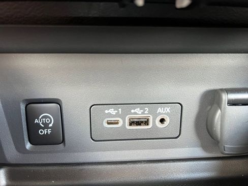 New 2025 Nissan Sentra SR w/ SR Premium Package image 6