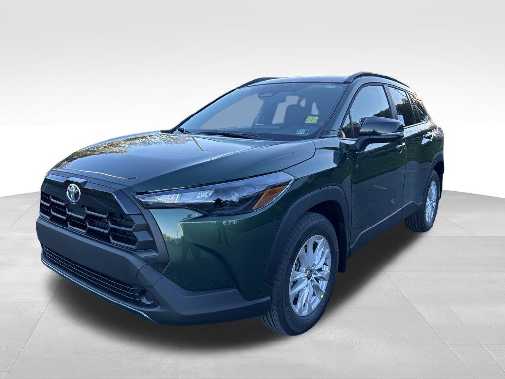 New 2026 Toyota Corolla Cross LE w/ Moonroof Package AWD/4WD 360° Tour
