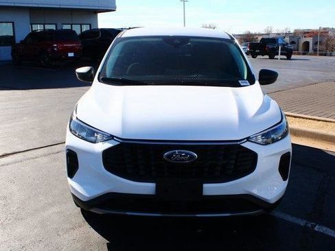 Used 2023 Ford Escape Active image 6