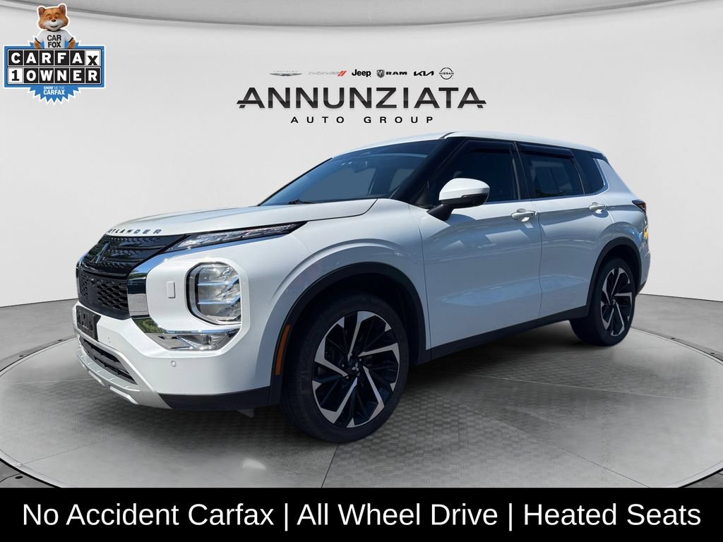 Used 2023 Mitsubishi Outlander SE AWD/4WD image 1
