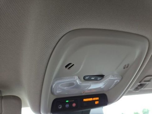 Used 2020 Buick Encore GX Preferred w/ Cold Weather Comfort Package FWD image 8