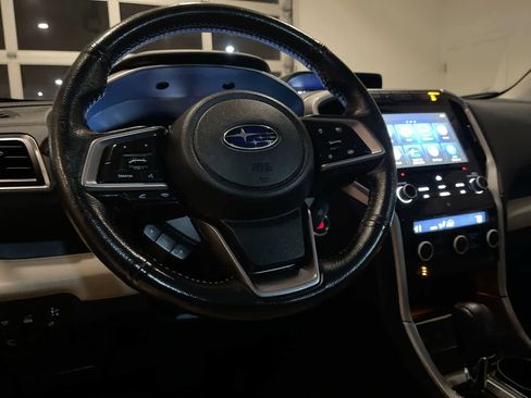 Used 2022 Subaru Ascent Limited w/ Technology Package image 14