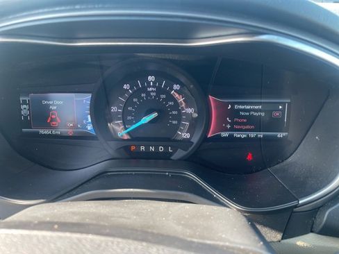 Used 2019 Ford Fusion SEL image 23