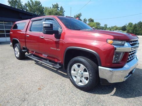 Used 2020 Chevrolet Silverado 3500 LTZ w/ Technology Package AWD/4WD image 6