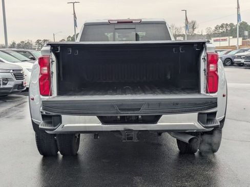 Used 2022 Chevrolet Silverado 3500 LT w/ Convenience Package image 29