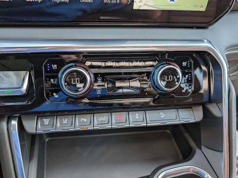 New 2026 GMC Sierra 2500 Denali Ultimate AWD/4WD image 31