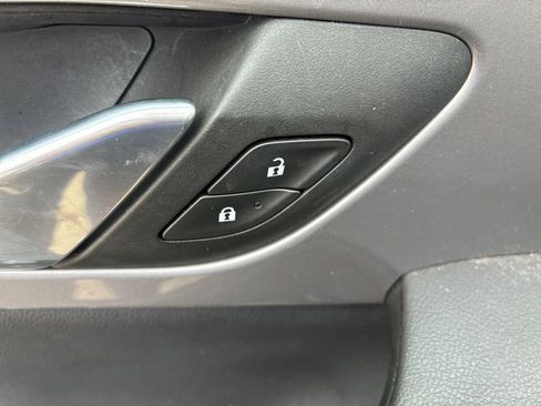 Used 2024 Chevrolet Blazer LT w/ Convenience Package image 6