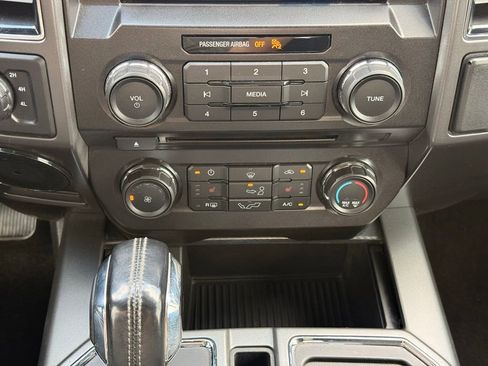 Used 2018 Ford F150 XLT w/ Equipment Group 302A Luxury AWD/4WD image 15