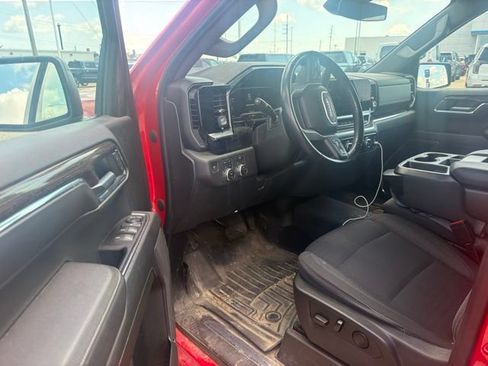 Used 2022 GMC Sierra 1500 Elevation w/ X31 Off-Road Package AWD/4WD image 7
