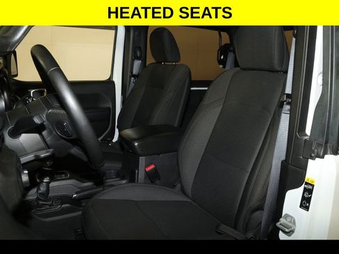 Used 2022 Jeep Wrangler Sport S image 3