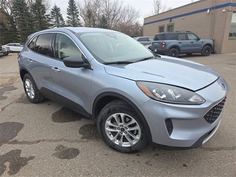 Certified 2022 Ford Escape SE w/ Convenience Package image 11