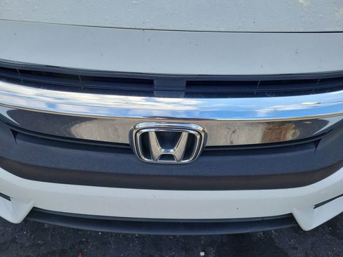Used 2018 Honda Civic LX image 7