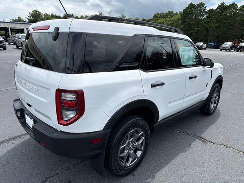 Used 2023 Ford Bronco Sport Badlands AWD/4WD image 2