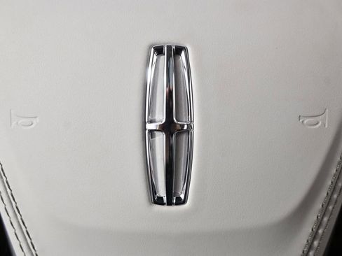 New 2026 Lincoln Aviator Reserve image 35