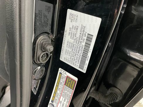Used 2020 Honda CR-V LX image 31